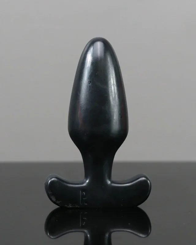 Anchor – Magnanimous, Firm – FLOP – Shallow Marks on Surface