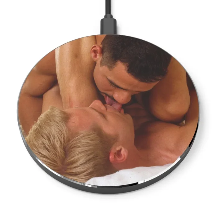 CAUSE IT ON Wireless Charger by CHUCK X CULTUREEDIT